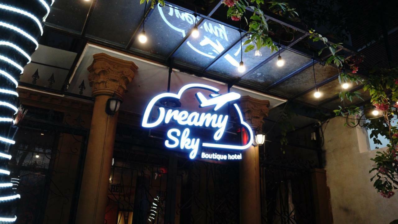 Dreamy Sky - Airport View Boutique Hotel Da Nang Buitenkant foto
